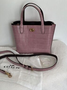 Coach Willow Tote 24 in Croc-Embossed Leather - Ice Purple (Like New!)